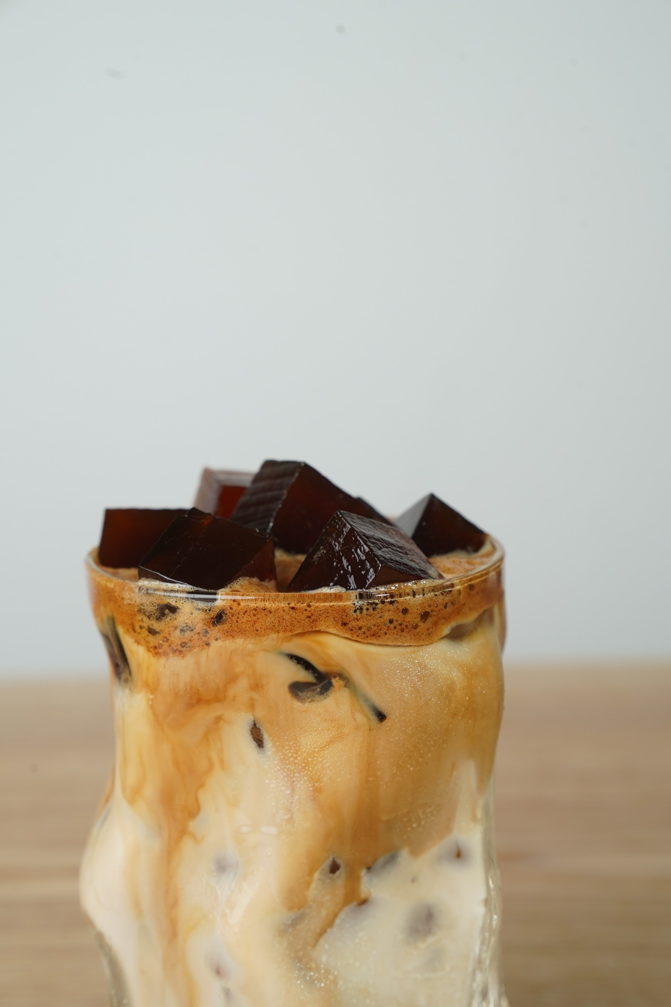 Almond Phindi mit Gelee-Topping